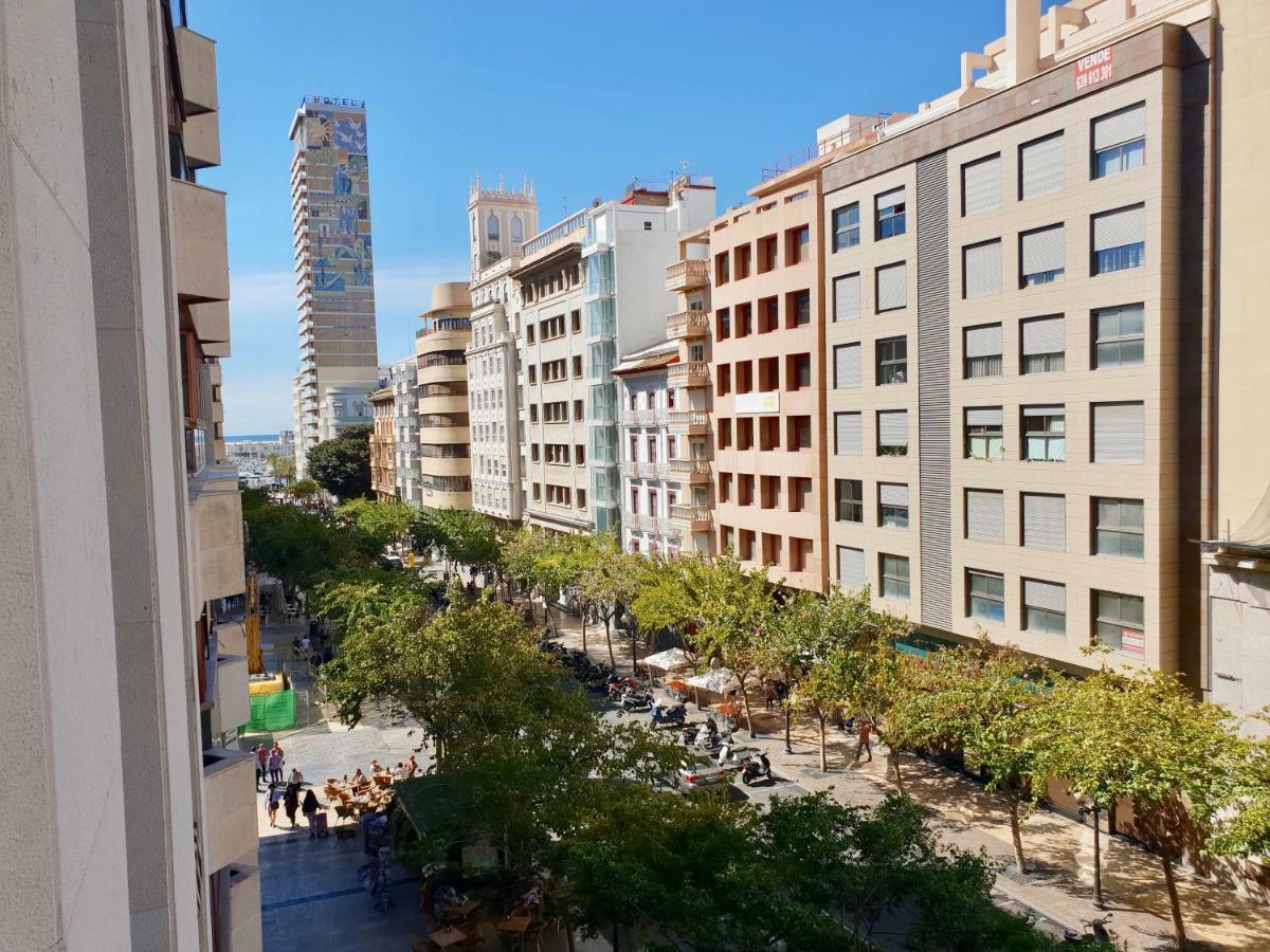 Rambla Suite Estudio Аликанте Екстериор снимка