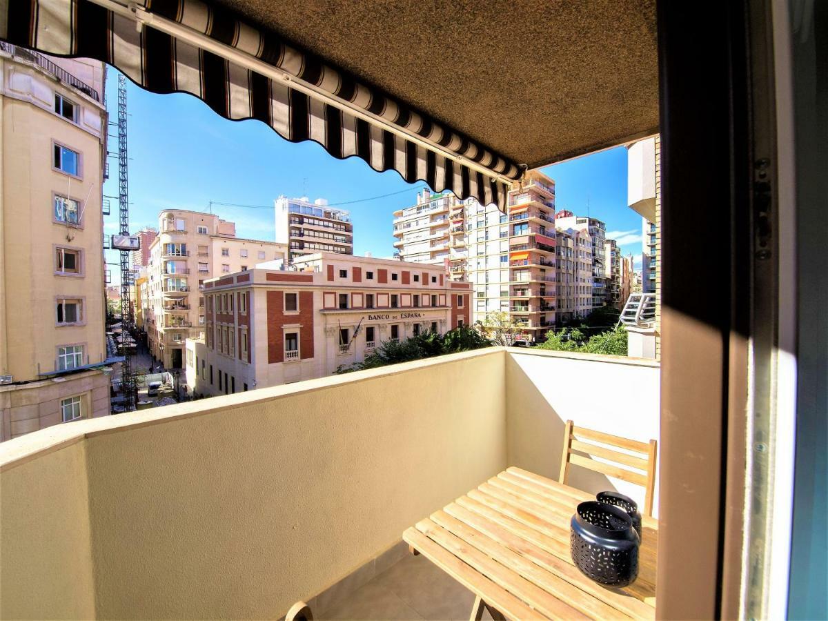 Rambla Suite Estudio Аликанте Екстериор снимка